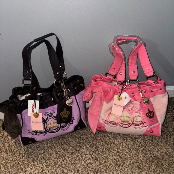 Juicy Couture Handbags - *SOLD* Juicy Couture Lover’s Club Daydreamer Tote Bag Bundle